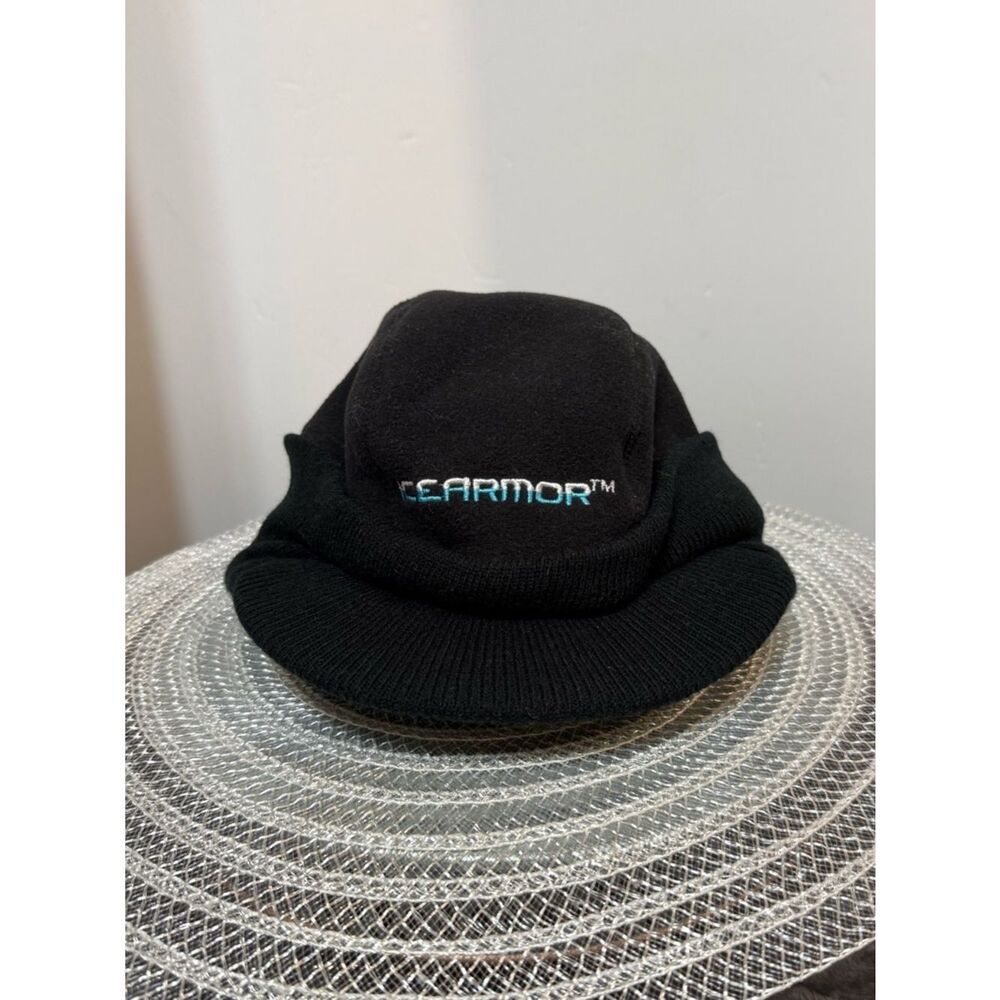 Clam Ice Armour Timmons Hat in Black NWT